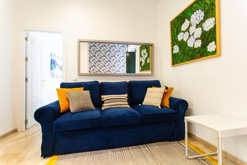 Cheap & Chic In The Center Of Apartament